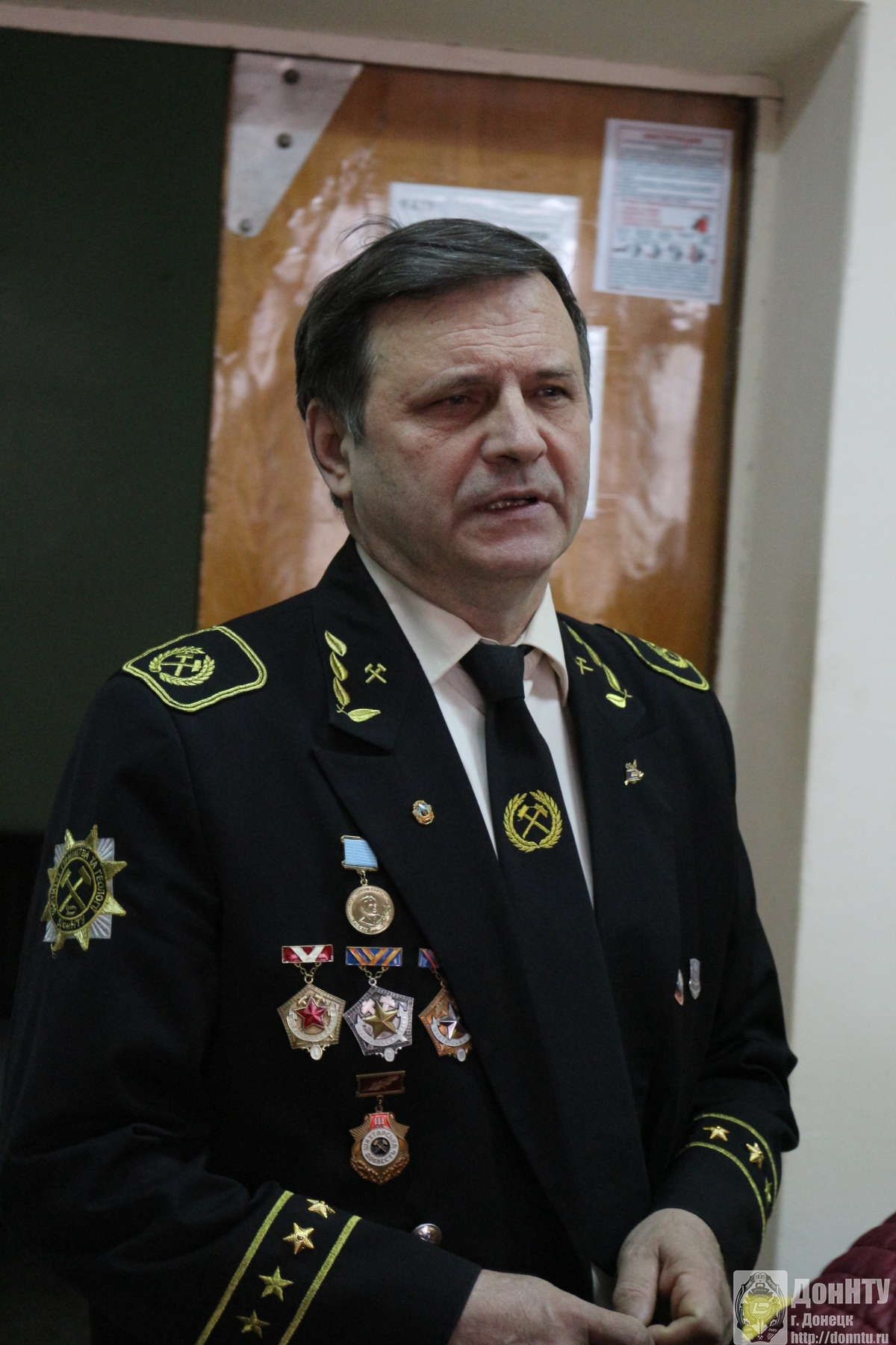 Приветственное слово председателя оргкомитета, декана ГФ С. В. Борщевского