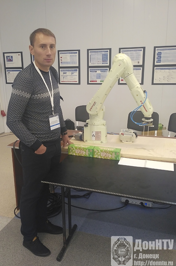 Знакомство с устройством промышленного робота манипулятора фирмы Kawasaki Heavy Industries