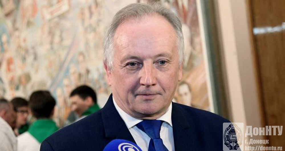 Замминистра образования и науки А. Я. Аноприенко