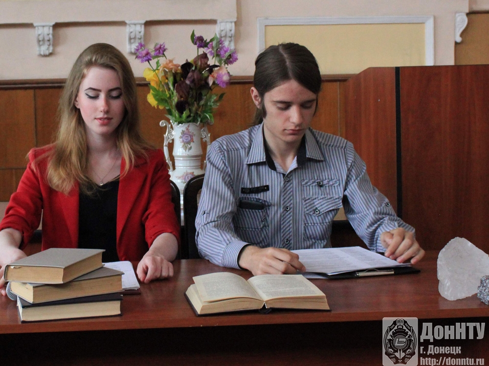 В. Сиротина и Д. Паламарчук