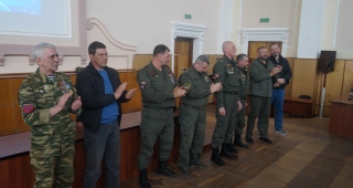 Ветераны, защитники Саур-Могилы