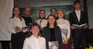 Исполнители композиции