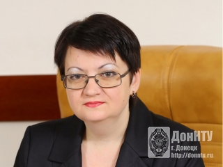 Министр образования и науки ДНР Л. П. Полякова