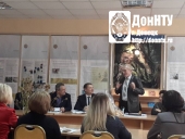 Выступает Константин Маренич