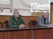 Слева направо - Э.А. Басурин и И.Л. Щербов