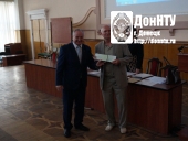 Аттестат доцента вручен С.В. Закорлюке
