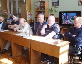 Участники фестиваля фантастики «Звезды над Донбассом»