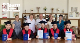 В добрый путь, выпускники!